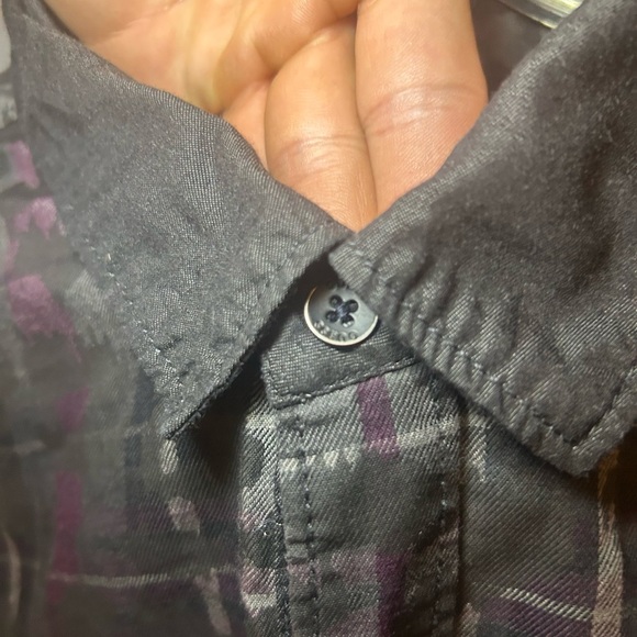 Vintage Guess leapord and flannel print longsleeve button up - Picture 4 of 9